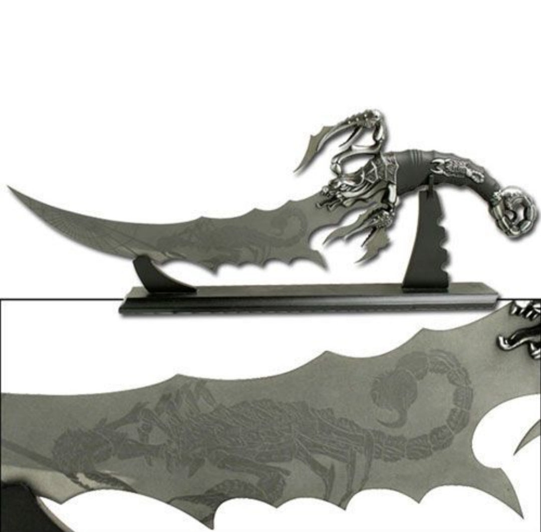 DAGUE DÉCORATION SCORPION